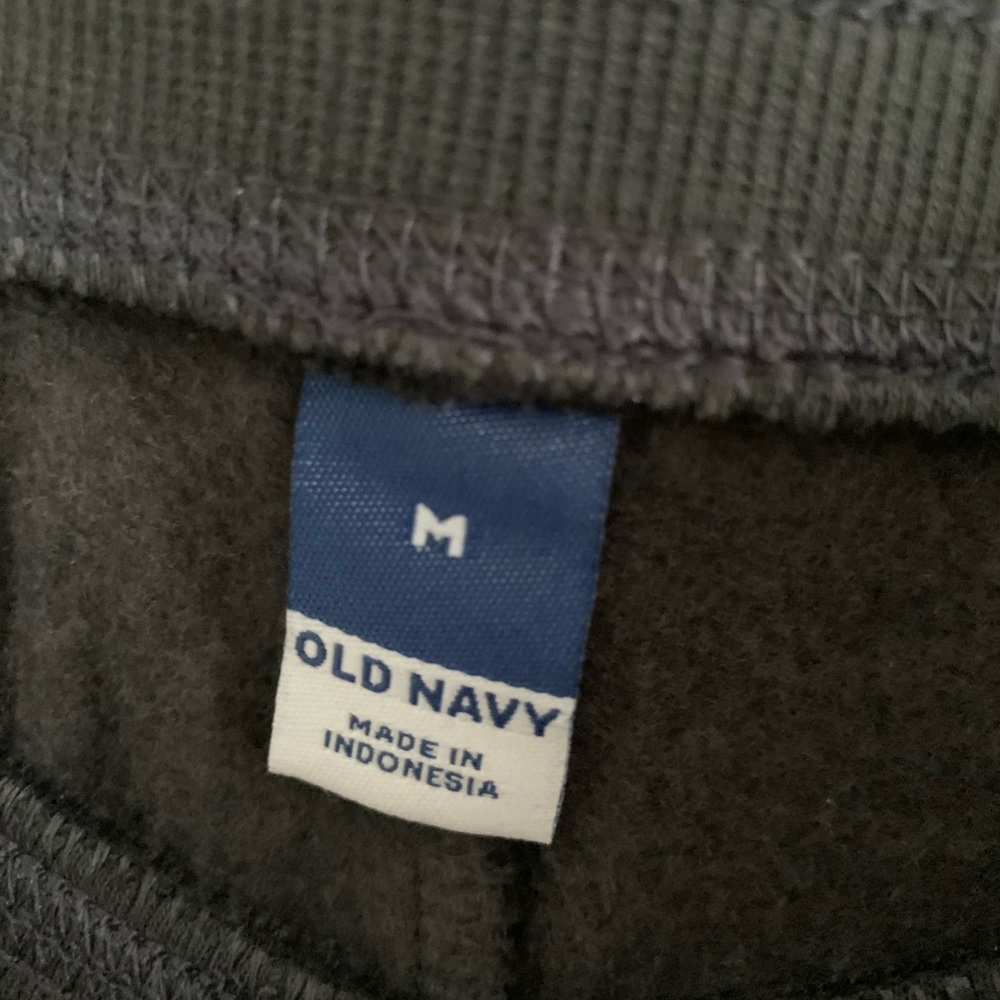 Old Navy Woman’s Joggers Size: M - Picture 4 of 5